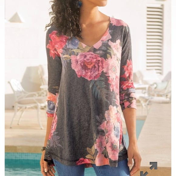 SOLD Soft Surroundings Floral Midnight Blooms Top - Picture 2 of 6